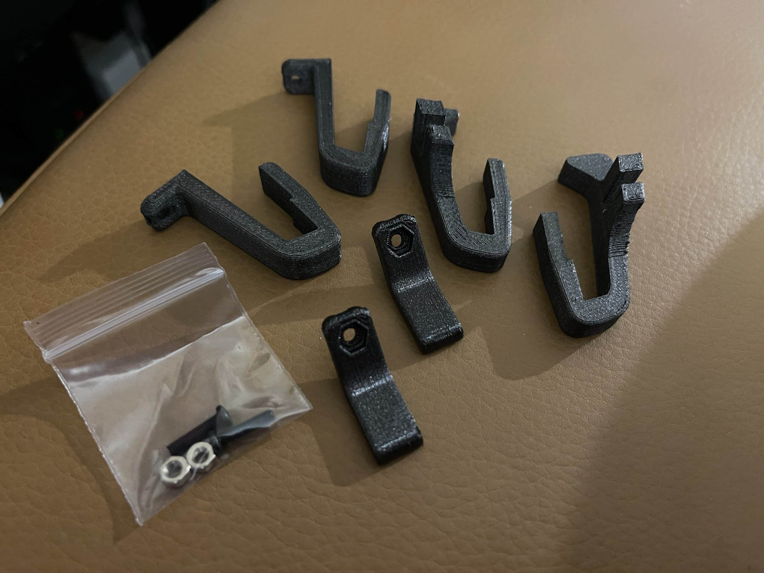 LR3 Replacement Guard Clip Set